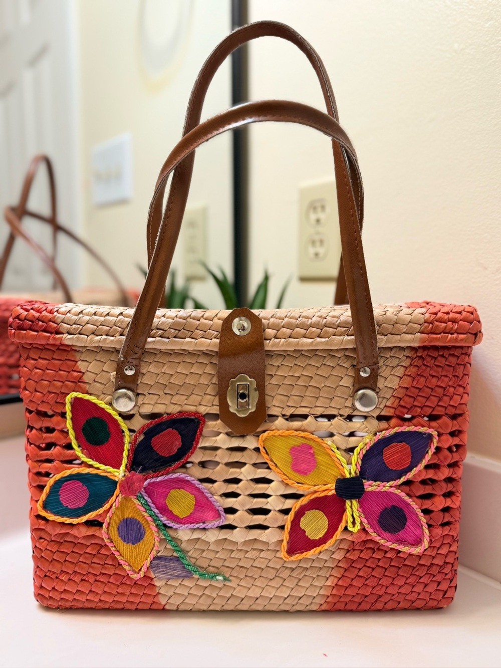 Woven Straw Butterfly Appliqué Tote Bag - Orange/Tan